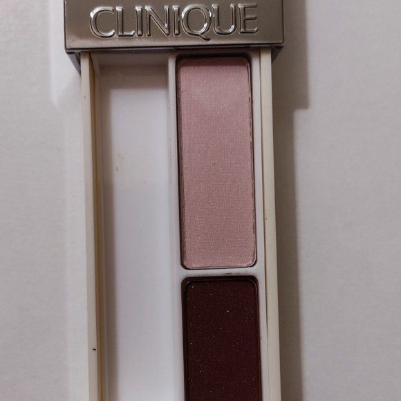 Clinique Colour Surge Eye Shadow Duo  2 Shades of the Pink Chocolate Quad .07 oz - Picture 4 of 4